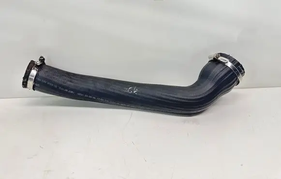Intercooler hose/pipe