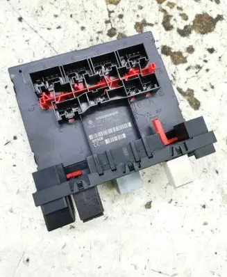 Volkswagen Golf Plus Comfort/convenience module 1K0937049N 01820321 F005V00483