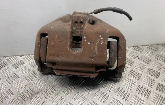 BMW 5 GT F07 Front brake caliper