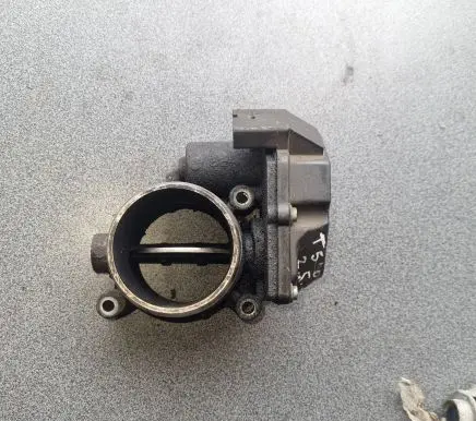 Volkswagen Transporter - Caravelle T5 EGR valve 076128063A 2101090515 A2C53249826
