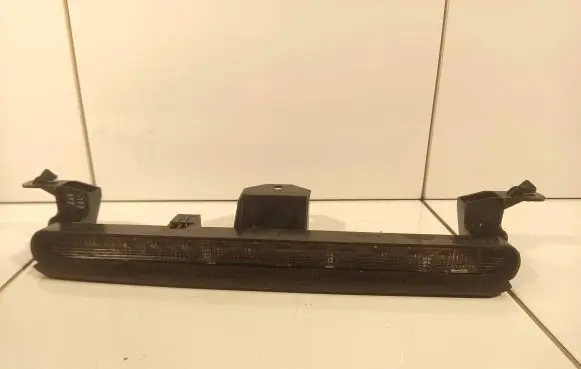Volvo V70 Third/center stoplight 30678549