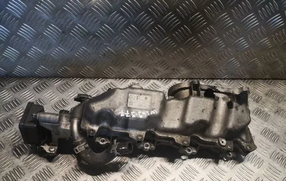 Mercedes-Benz A W169 Intake manifold 6400901537 A6400901537