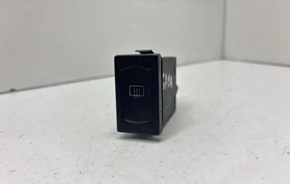 Volkswagen PASSAT B5 Windscreen/window heater switch 3B0959621C