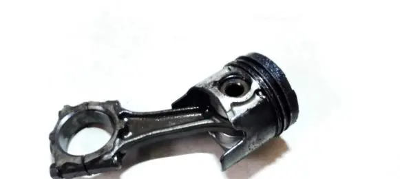 Opel Astra G Piston with connecting rod