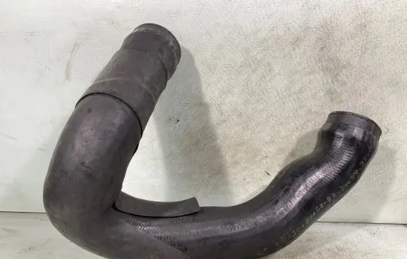 Audi A6 S6 C5 4B Intercooler hose/pipe 4b0145746d