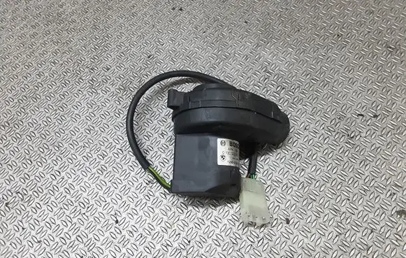 BMW 5 E39 Engine control unit/module fan 0130002831
