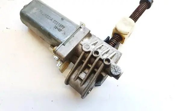 BMW 7 E65 E66 Seat adjustment motor 0390201957 0095877