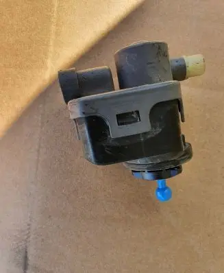 Headlight level adjustment motor