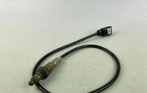 Audi A3 8Y Lambda probe sensor 04E906262CS