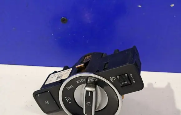 Mercedes-Benz C W203 Light switch A2049053103