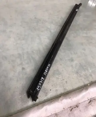 Seat Arona Rubber seal rear door window/glass 