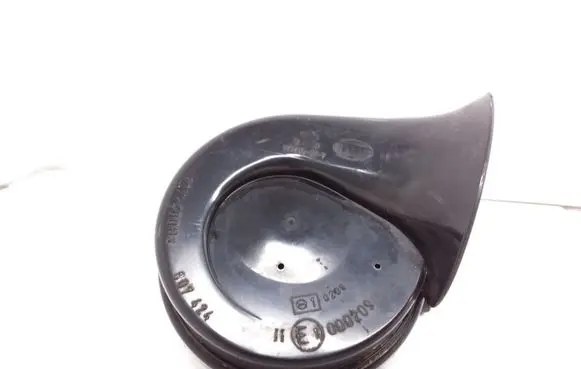 Skoda Fabia Mk1 (6Y) Horn signal E1000209 6Q0951221 007424