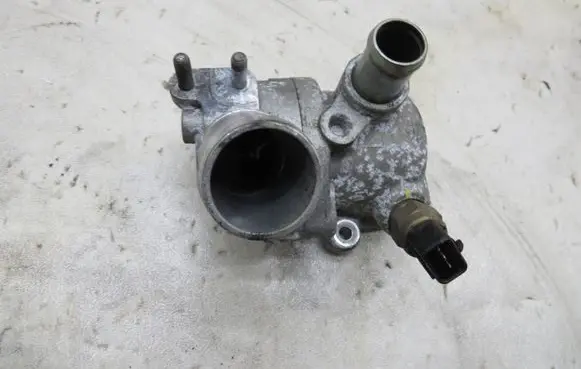 Hyundai i40 Thermostat housing 