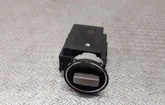 Volkswagen PASSAT CC Ignition lock 3C0905843R