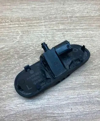 Audi Q7 4L Windshield washer spray nozzle 4L0955987C LEFTSIDE