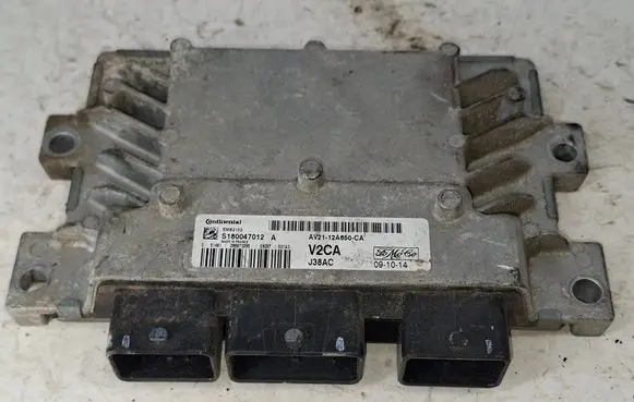 Ford Fiesta Engine control unit/module AV2112A650CA S180047012 S180047012A