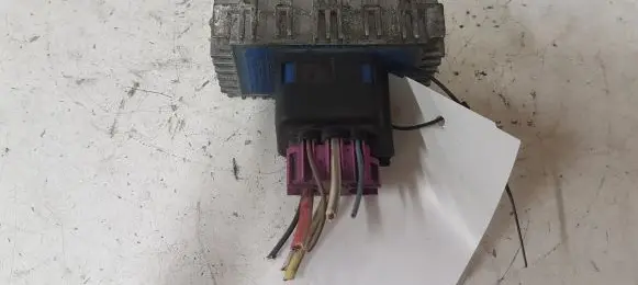 Saab 9-5 Glow plug pre-heat relay 55353011 51299014B