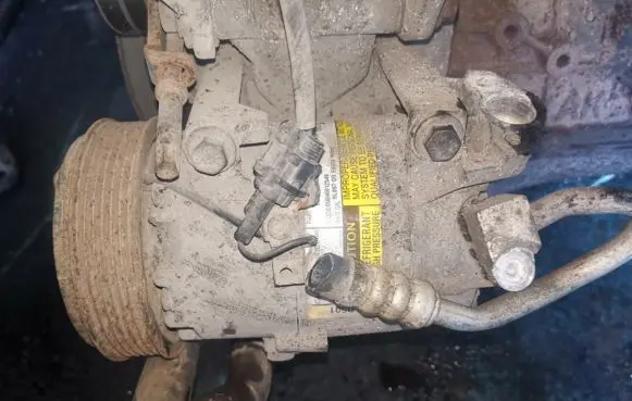 Nissan Almera N16 Air conditioning (A/C) compressor (pump) 926009F511 ED50145010