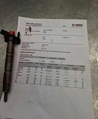 Fuel injector