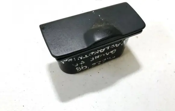 Mazda Premacy Car ashtray hg302512