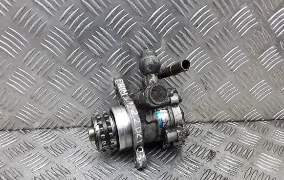 Nissan Primera Power steering pump 5m321