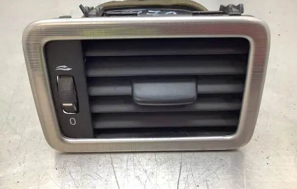 Volvo V70 Dashboard side air vent grill/cover trim 30755183 30755177