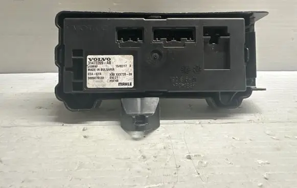 Volvo S90, V90 Climate control unit 31472269