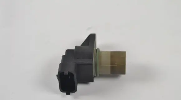 Mercedes-Benz E W211 Camshaft position sensor A0051531328