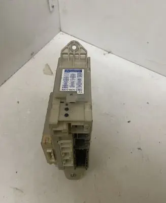 Lexus GS 300 350 430 450H Fuse box set 8273030321