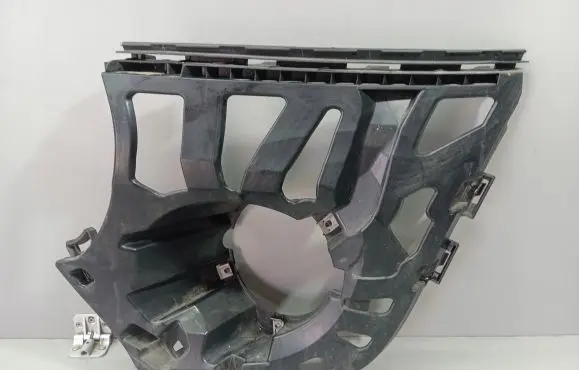 Mini Cooper Front bumper mounting bracket 7302507
