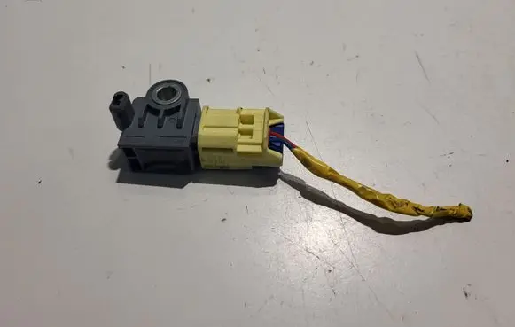 KIA Sportage Airbag deployment crash/impact sensor