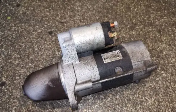 Subaru Forester SH Starter motor 23300AA620