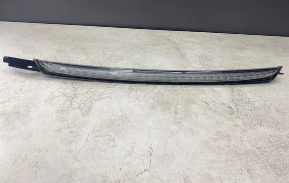 BMW 3 E46 Third/center stoplight 6917540