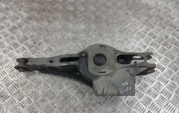 Toyota RAV 4 (XA50) Rear upper control arm/wishbone