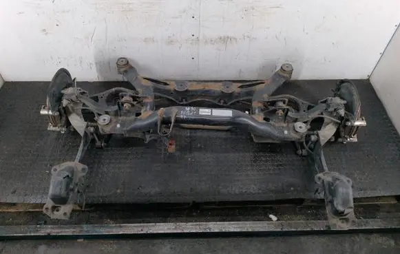 Volkswagen PASSAT B7 Rear axle beam 5N0.505.235.L