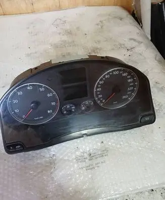 Volkswagen Golf V Speedometer (instrument cluster) 1K0920850E V1218100 VWZ7Z0C8135231