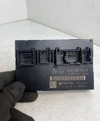 Volkswagen PASSAT B7 Comfort/convenience module 3AA959433B