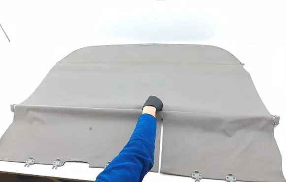 Mitsubishi Pajero Parcel shelf load cover 