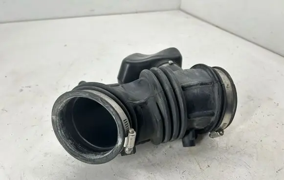 Ford Edge II Air intake hose/pipe F2G39F805CA