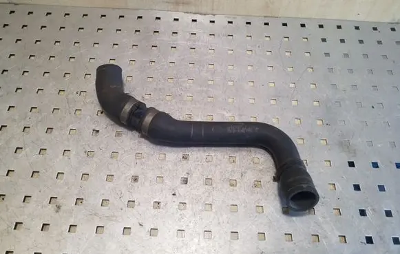 Audi A2 Engine coolant pipe/hose 8Z0121101AA