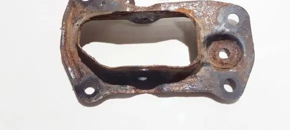 Volkswagen PASSAT B6 Bracket in trunk/boot 3c0505130a