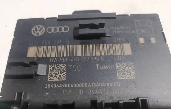 Volkswagen Touareg II Door control unit/module 4H0959795B