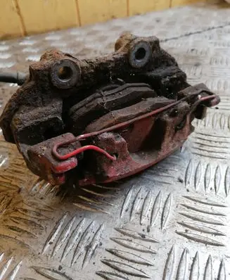 Opel Tigra A Front brake caliper