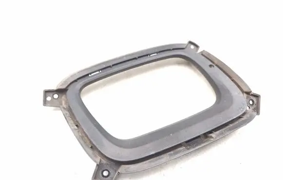 KIA Sorento Front fog light trim/grill 865232P510