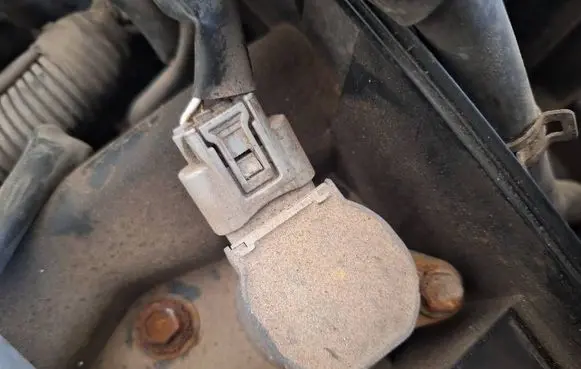 Daihatsu Sirion High voltage ignition coil 9819f12290