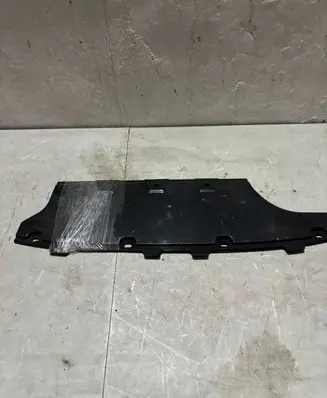 BMW 6 F12 F13 Rear bumper underbody cover/under tray 7223162
