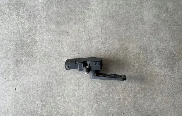 Headlight/headlamp level sensor