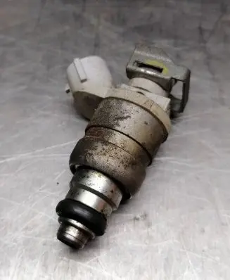 Mitsubishi Lancer X Fuel injector MR988977