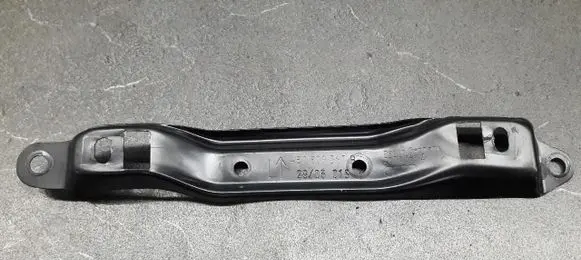 Audi A8 S8 D3 4E Bracket in trunk/boot 4e0809567b