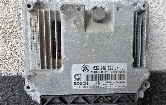 Volkswagen Golf V Engine control unit/module ECU 03G906021JN